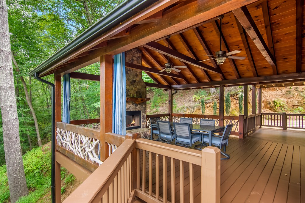 418424 Blue Ridge Residential