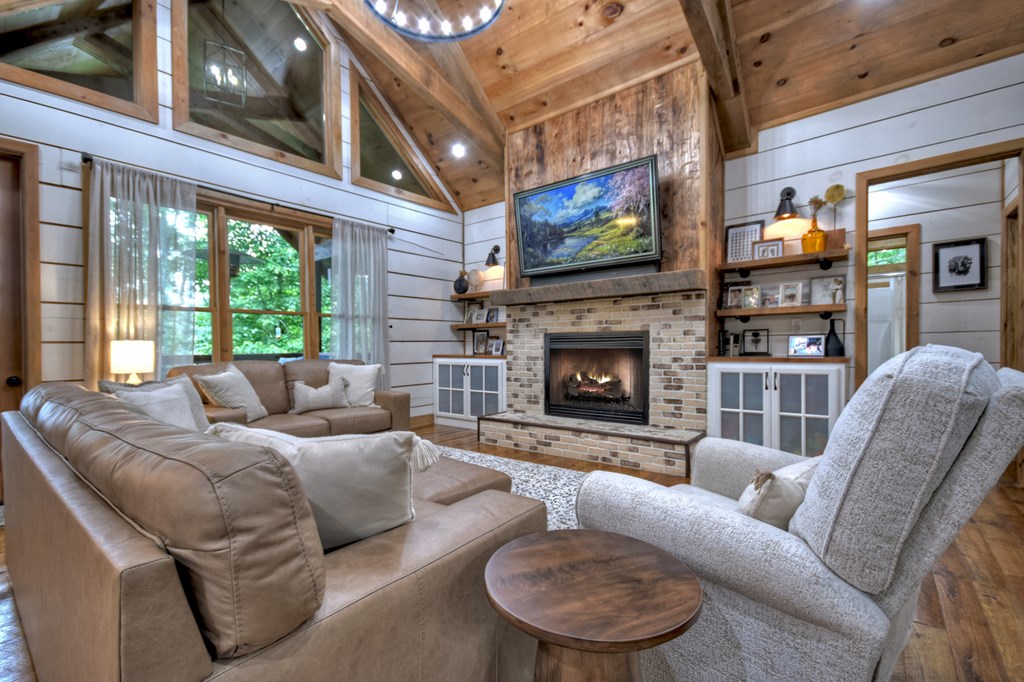 418431 Cherry Log Residential