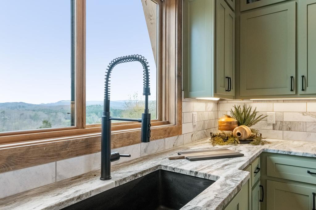 418442 Blue Ridge Residential