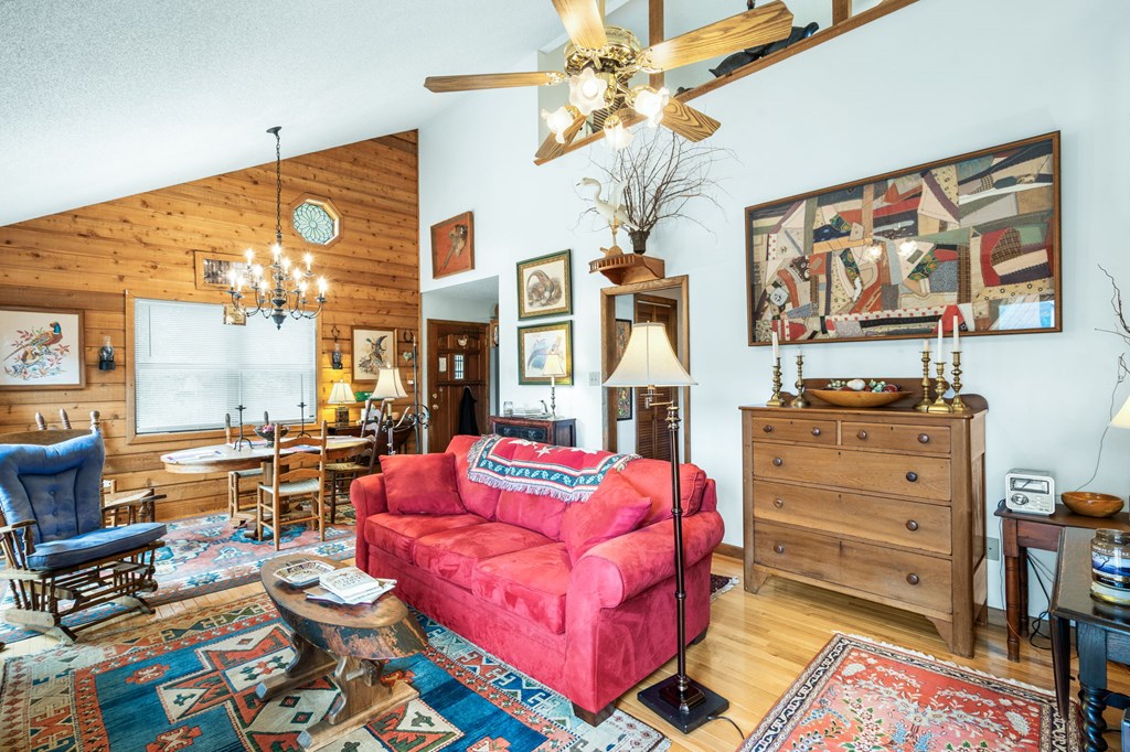 418444 Hayesville Residential