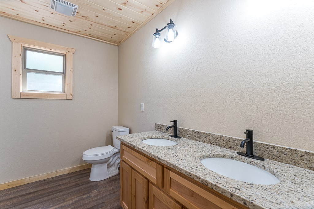 418456 Murphy Residential