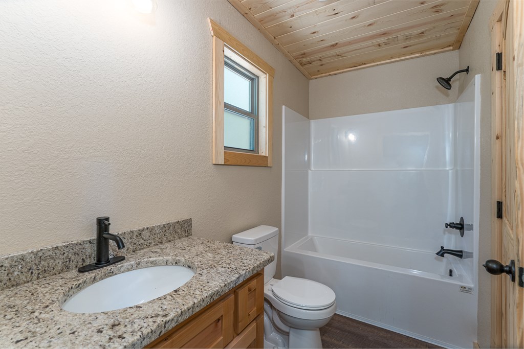 418456 Murphy Residential