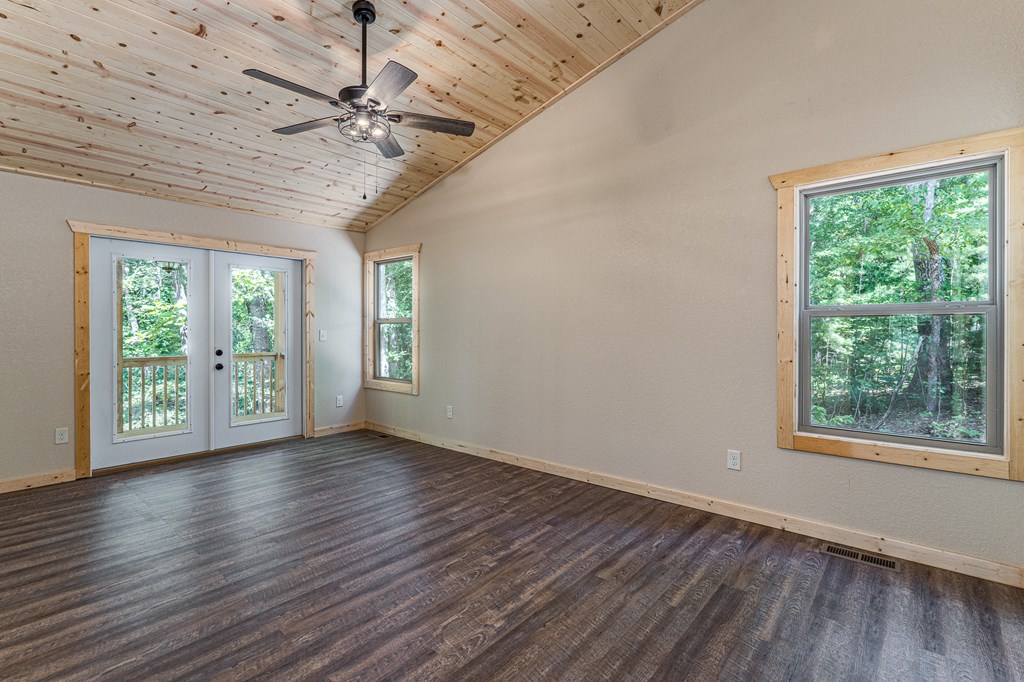 418456 Murphy Residential