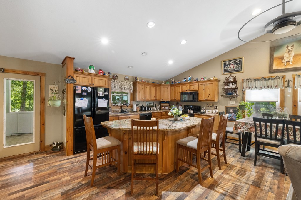 418467 Morganton Residential