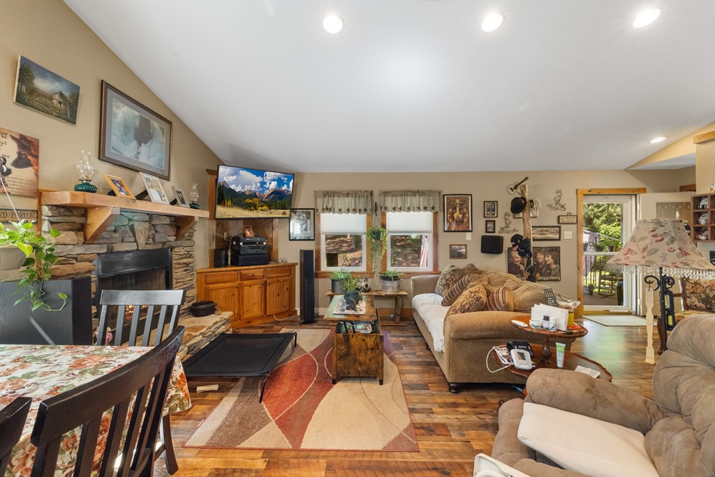 418467 Morganton Residential