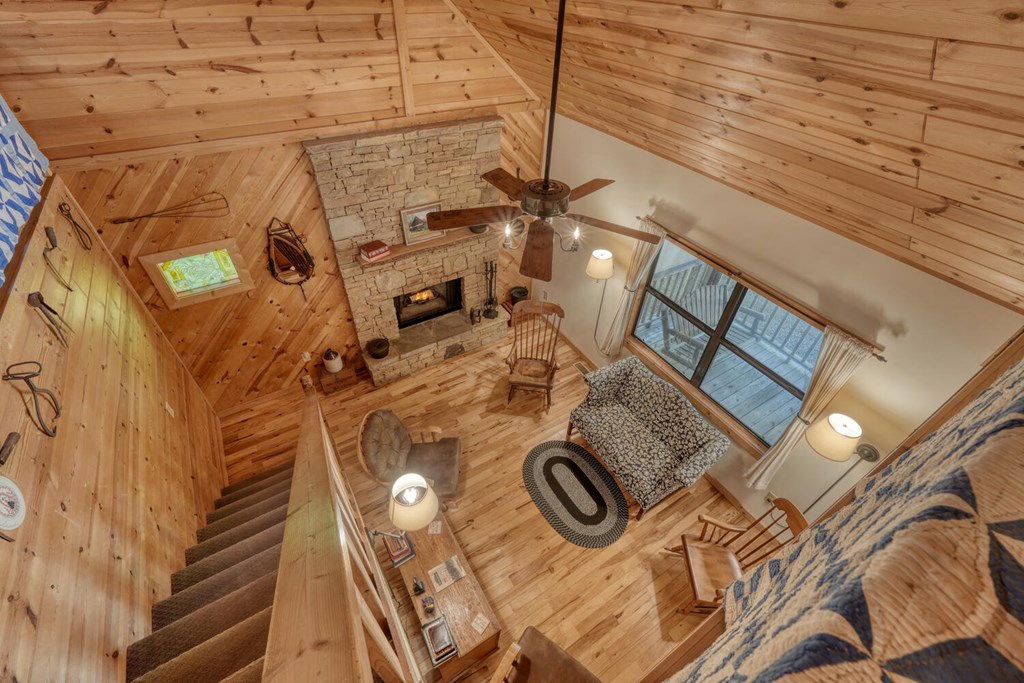 418493 Young Harris Residential