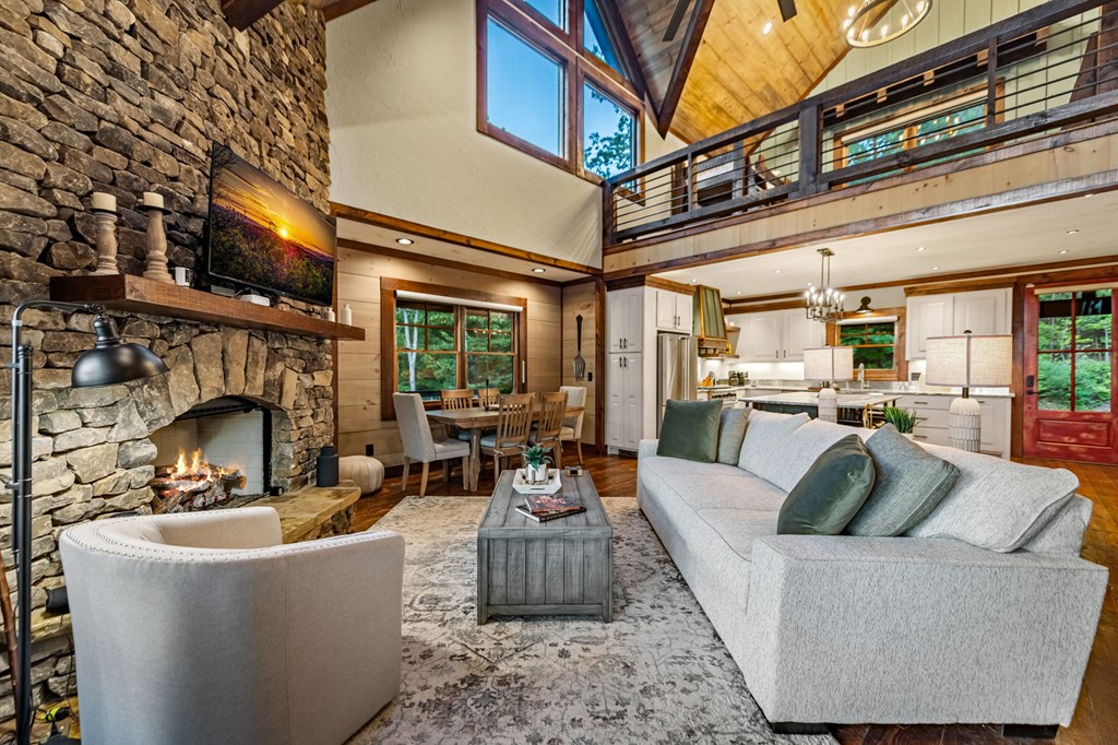 418516 Blue Ridge Residential