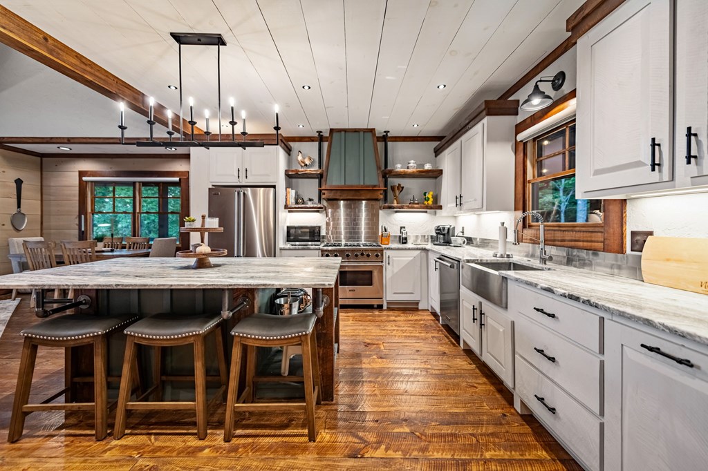 418516 Blue Ridge Residential