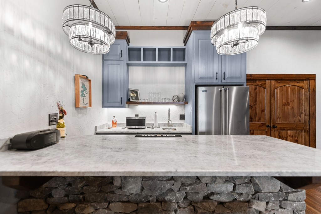 418516 Blue Ridge Residential