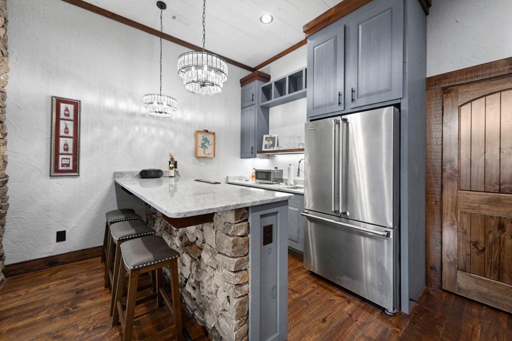 418516 Blue Ridge Residential