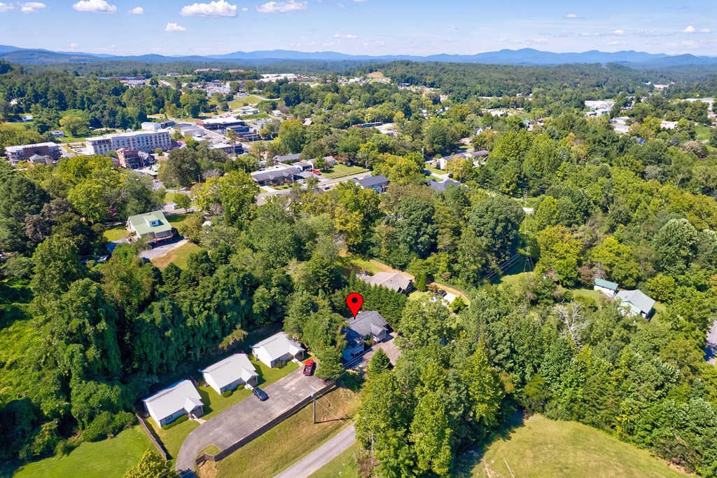 418521 Blue Ridge Residential