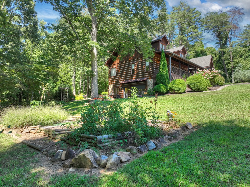 418556 Blue Ridge Residential