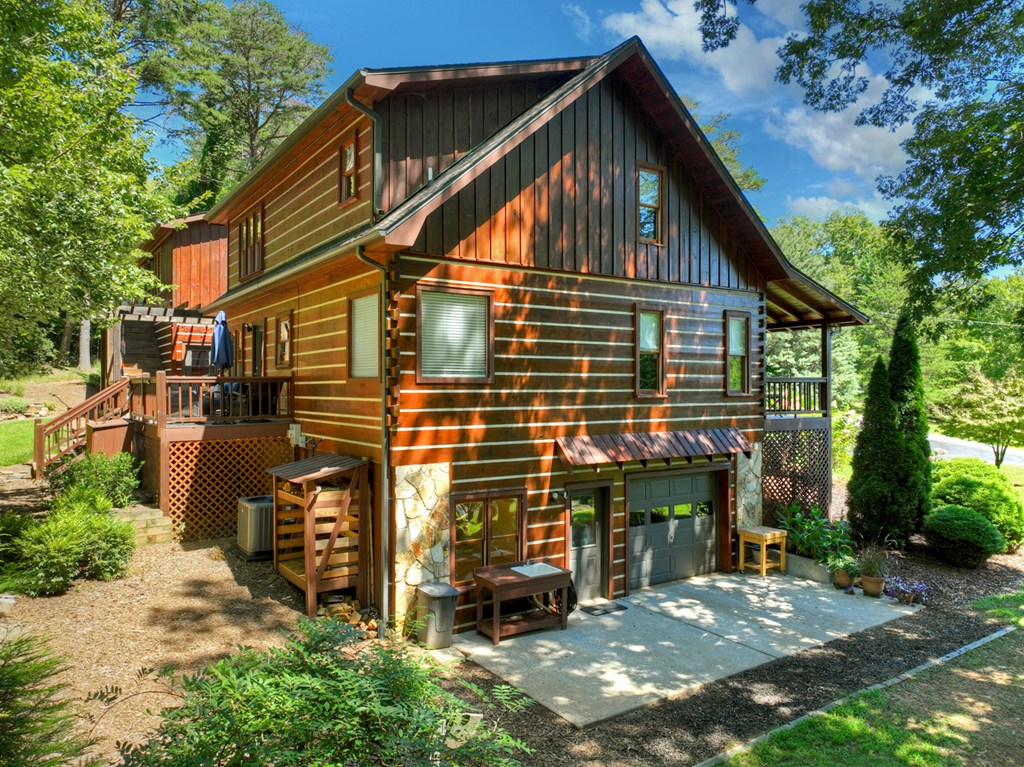 418556 Blue Ridge Residential