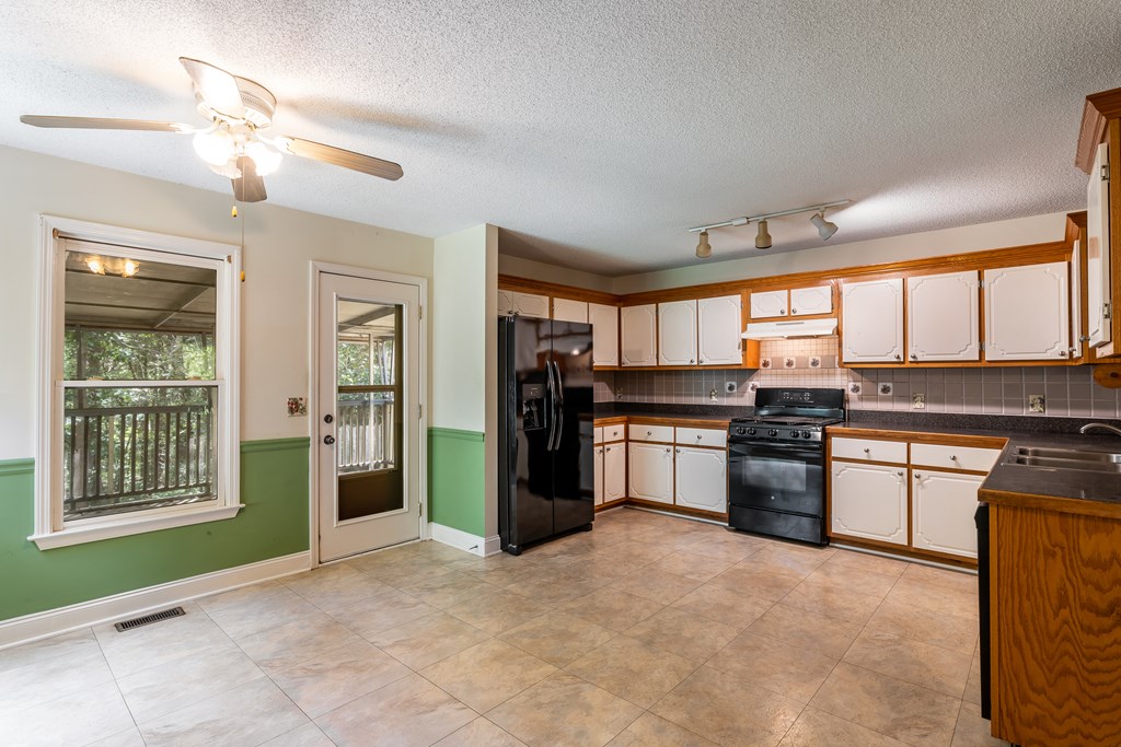 418568 Fairmont Residential