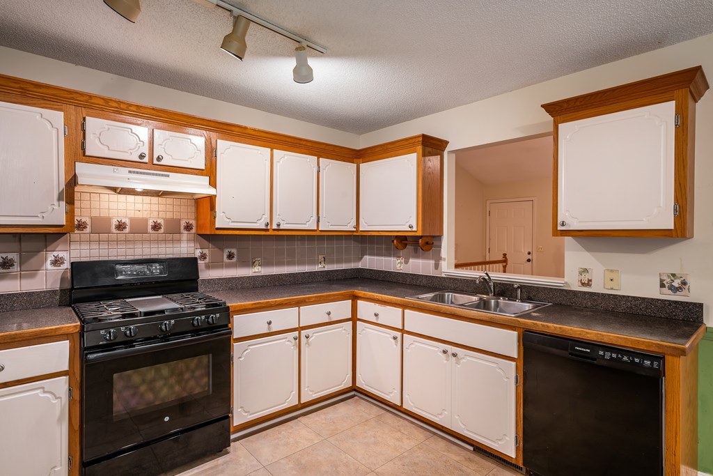 418568 Fairmont Residential