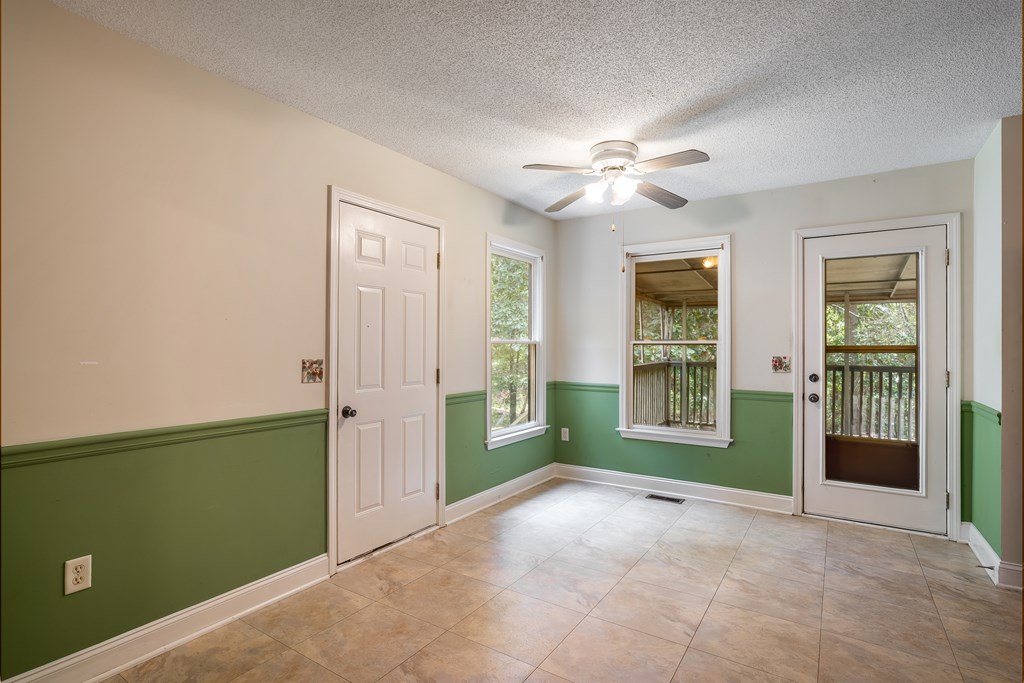 418568 Fairmont Residential