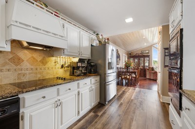 418572 Young Harris Residential