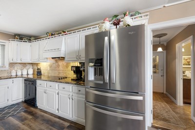 418572 Young Harris Residential