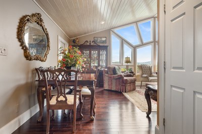 418572 Young Harris Residential