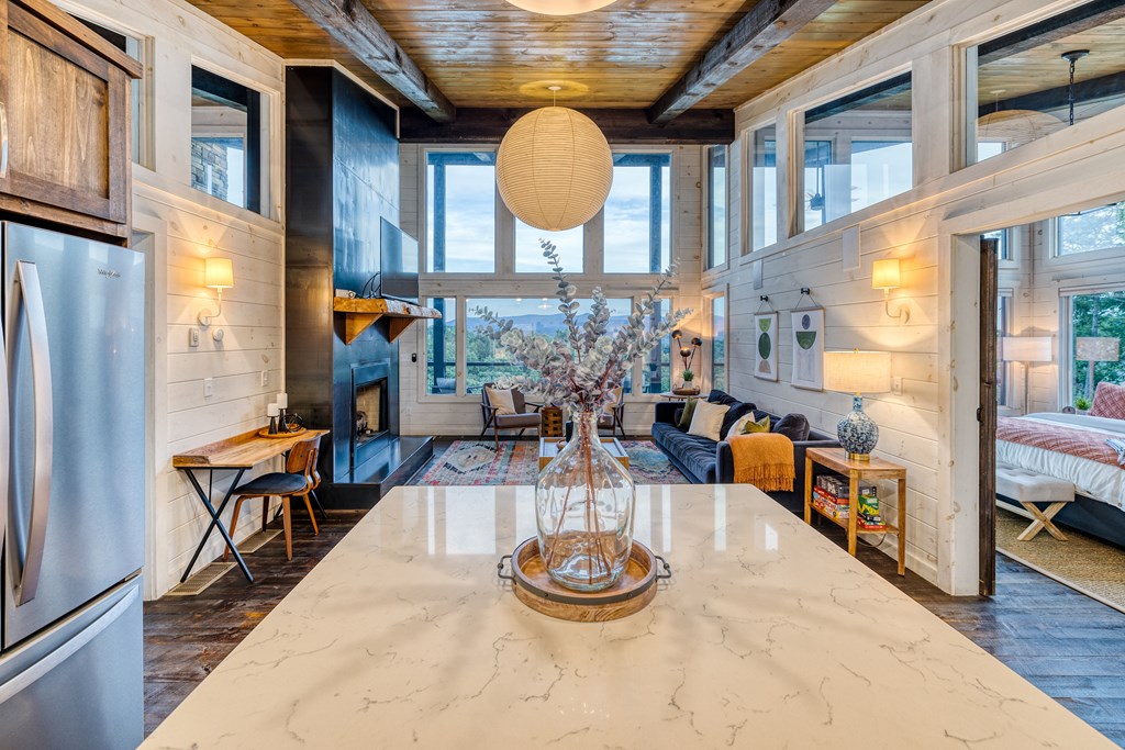418593 Blue Ridge Residential