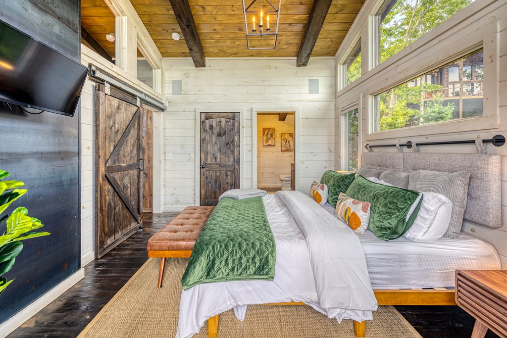 418593 Blue Ridge Residential