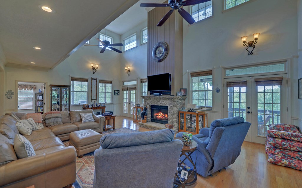 418596 Blairsville Residential