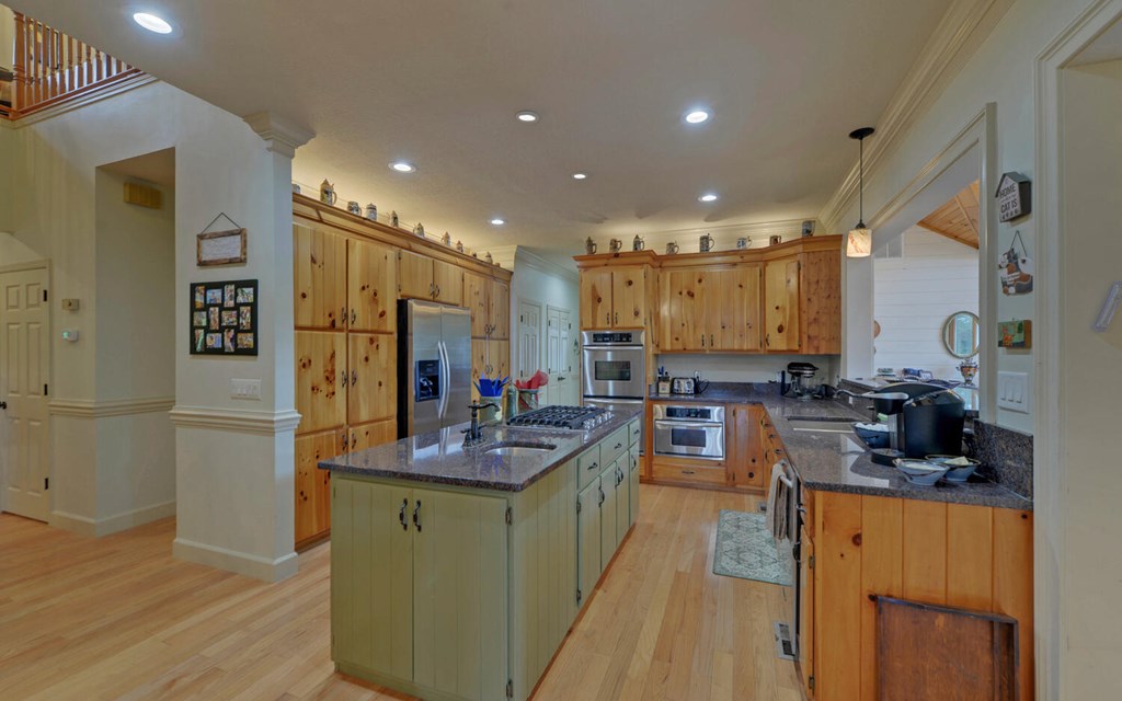 418596 Blairsville Residential