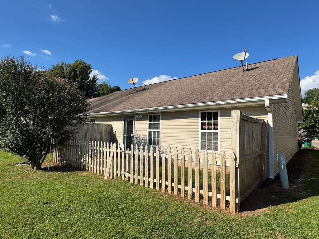 418597 Jasper Townhouse