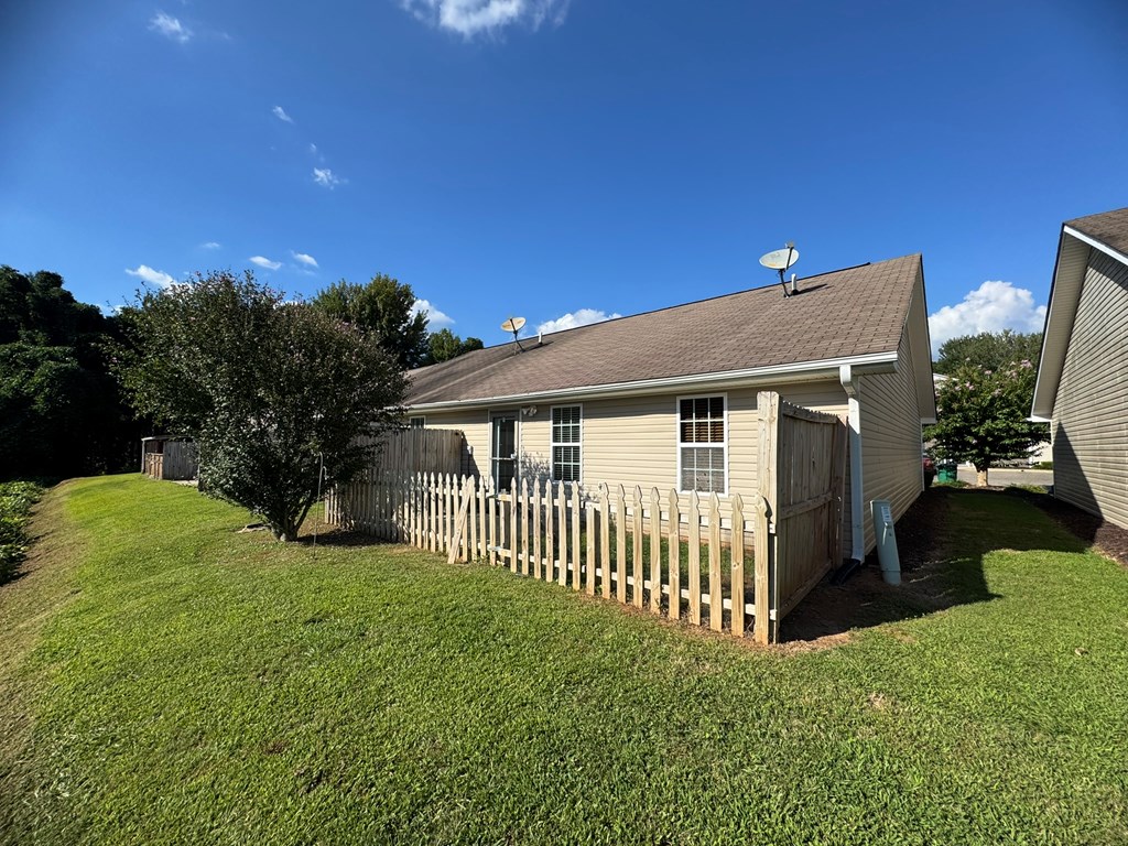 418597 Jasper Townhouse