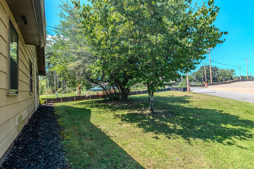 418605 Blue Ridge Residential