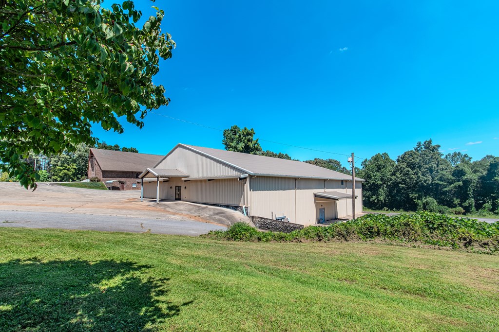 418605 Blue Ridge Residential