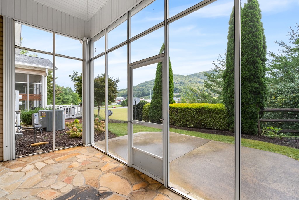 418613 Hiawassee Residential