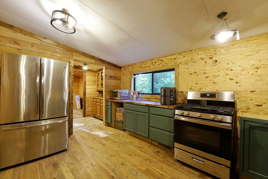 418632 Cherry Log Residential