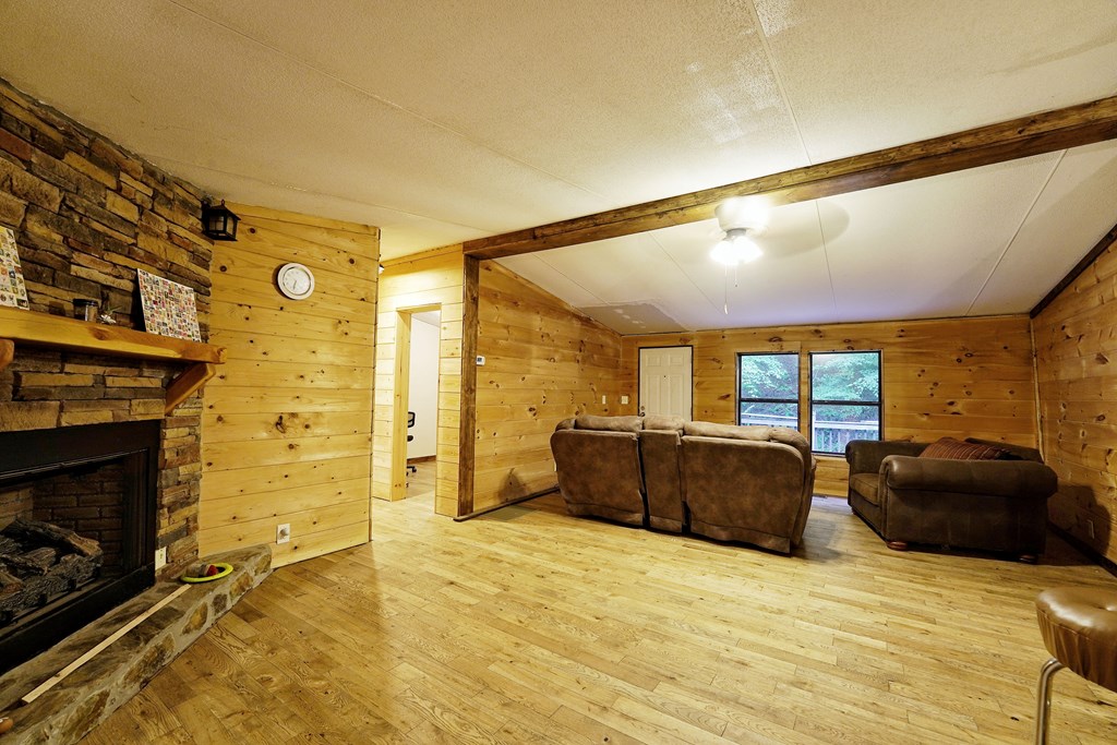 418632 Cherry Log Residential