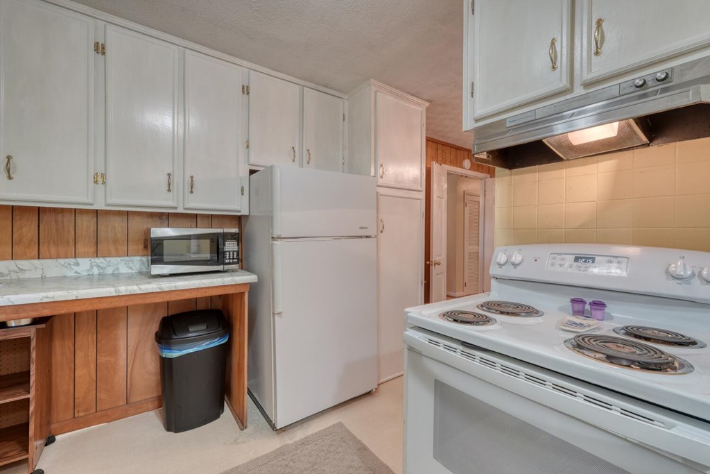 418637 Hayesville Residential