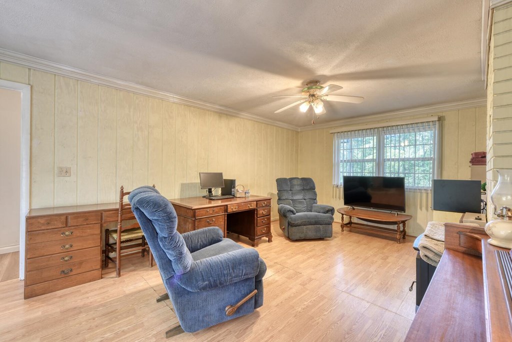 418637 Hayesville Residential