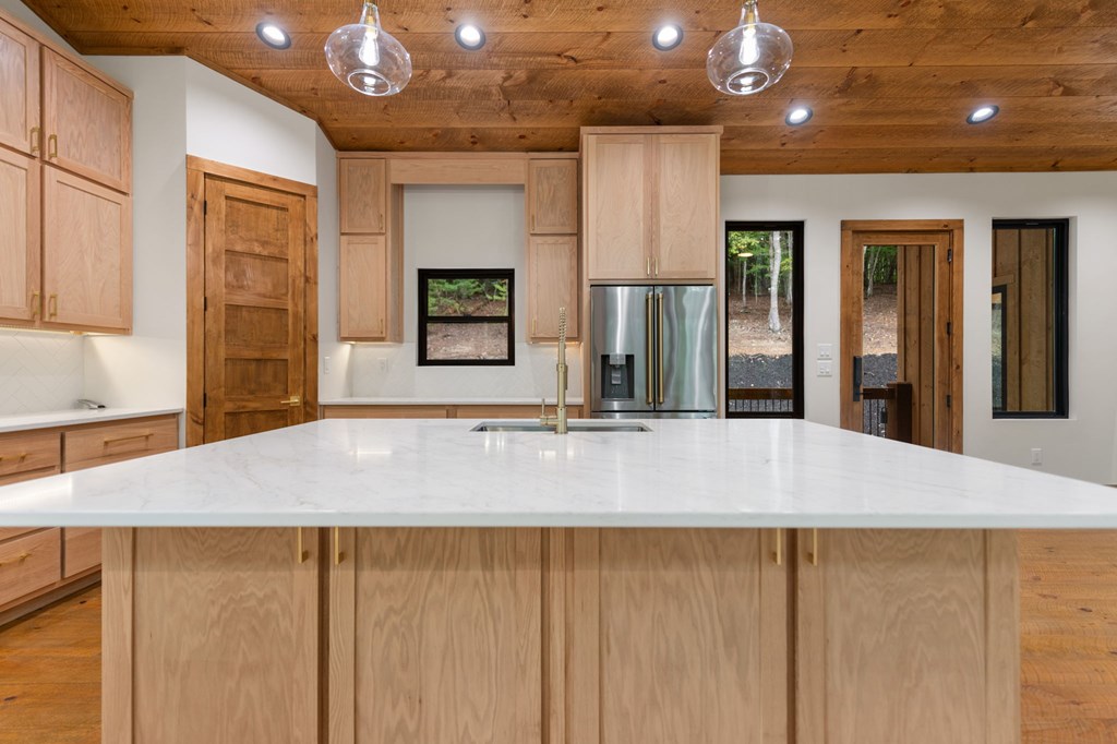 418642 Morganton Residential