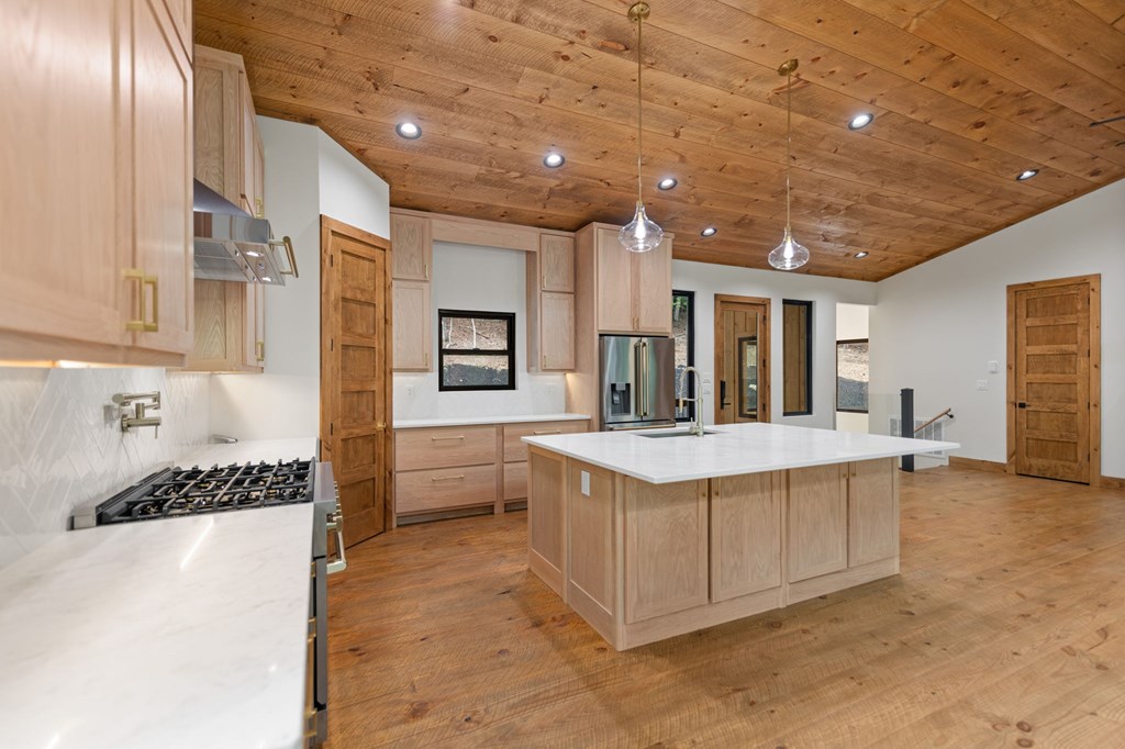 418642 Morganton Residential