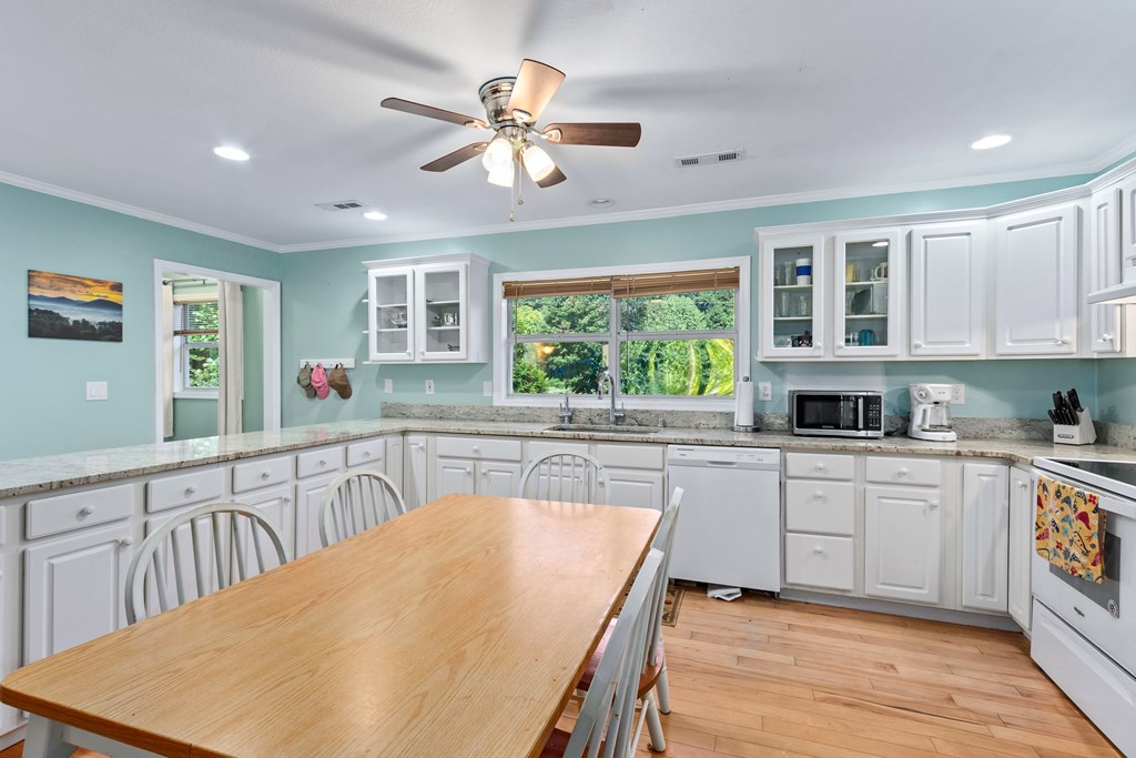 418643 Murphy Residential