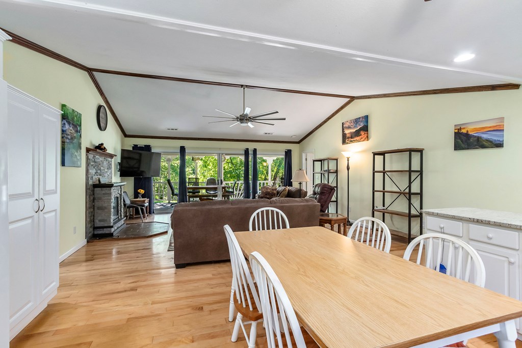 418643 Murphy Residential