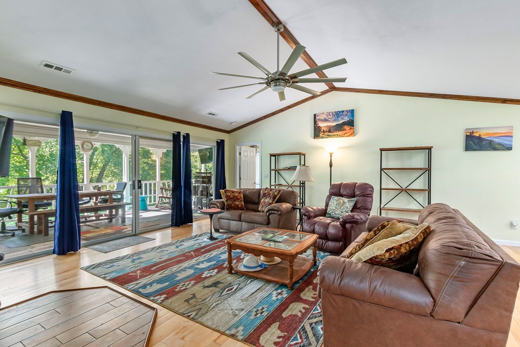 418643 Murphy Residential