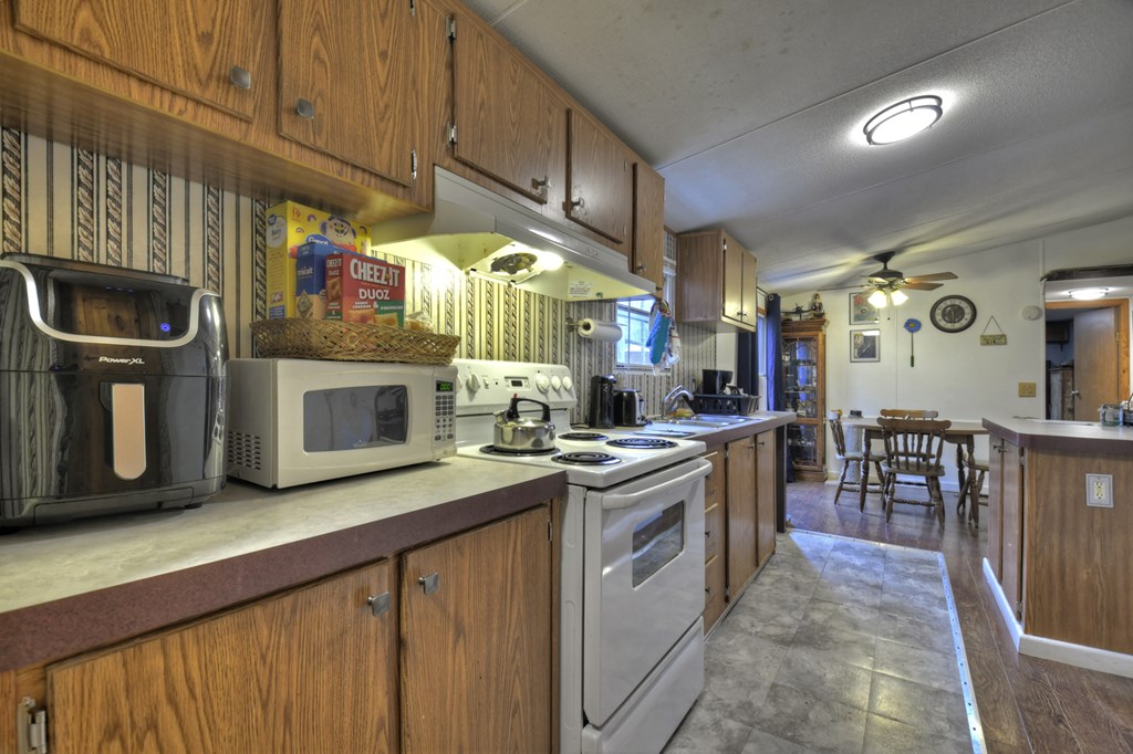 418647 Blue Ridge Residential