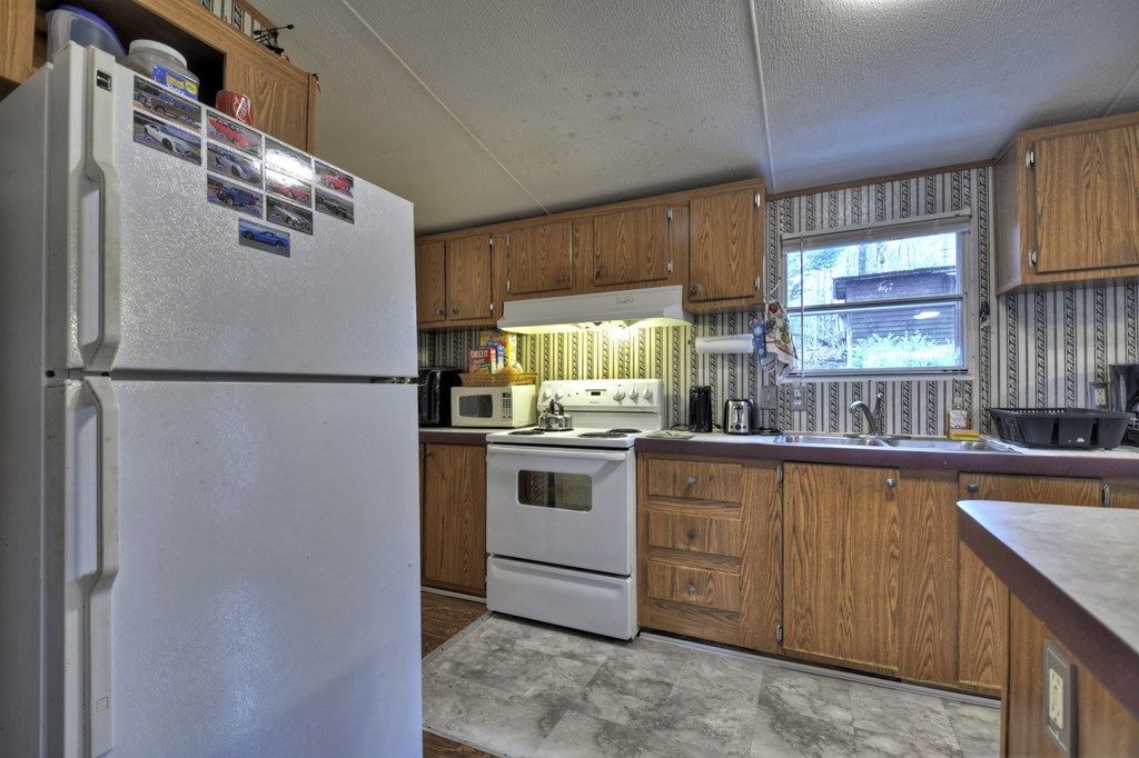 418647 Blue Ridge Residential