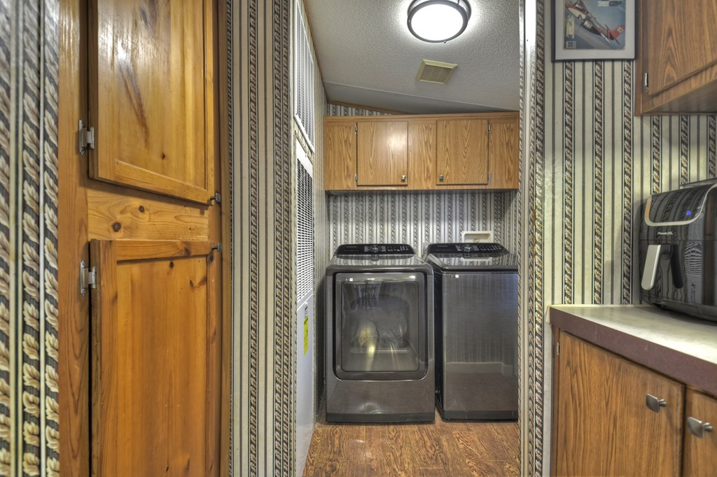 418647 Blue Ridge Residential