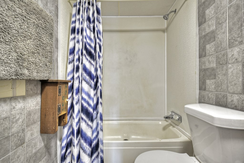 418647 Blue Ridge Residential