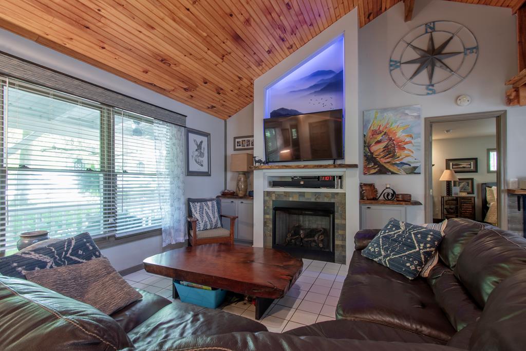 418652 Robbinsville Residential