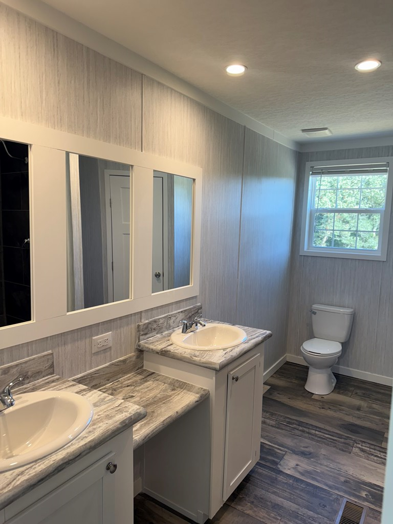 418675 Young Harris Residential