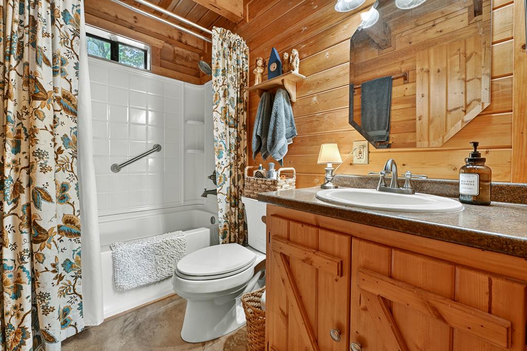 418676 Ellijay Residential
