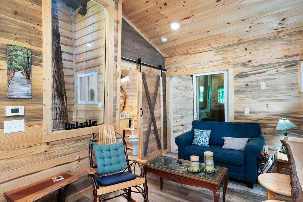 418685 Hiawassee Residential