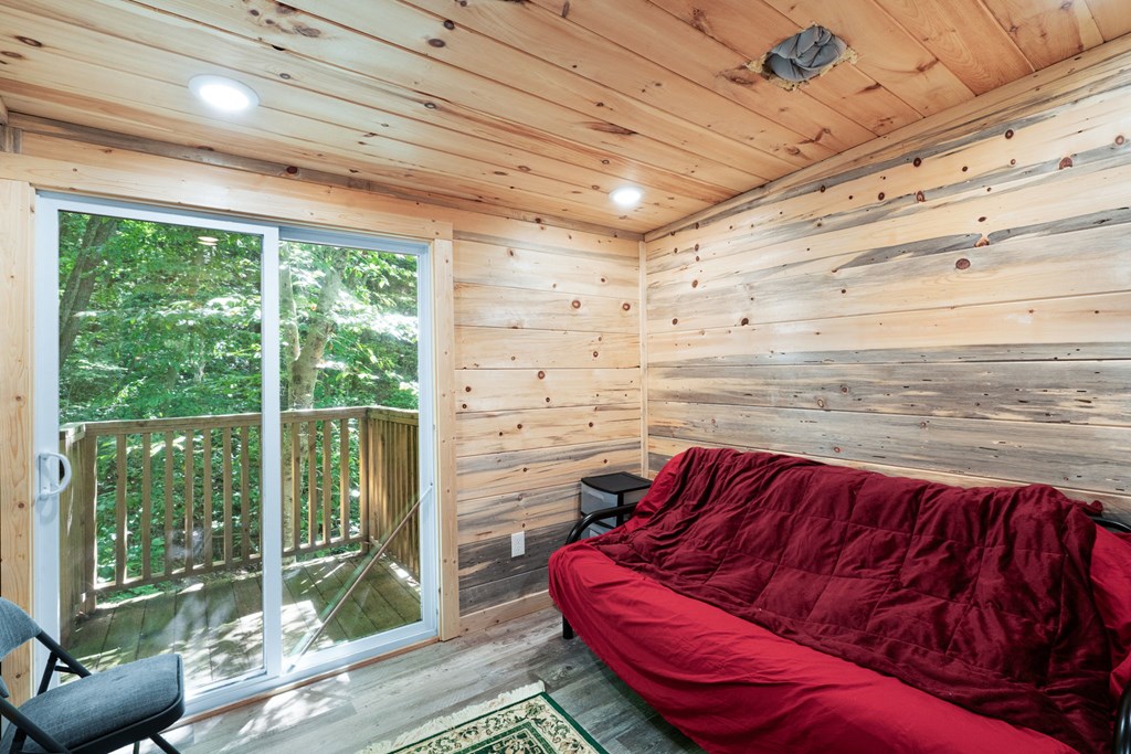 418685 Hiawassee Residential